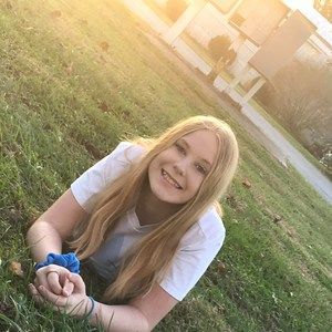 Meet your Posher, Olivia